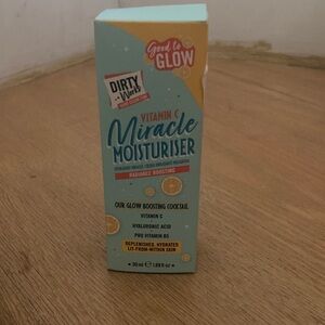Dirty Works Vitamin C Miracle Moisturiser - Light Teal